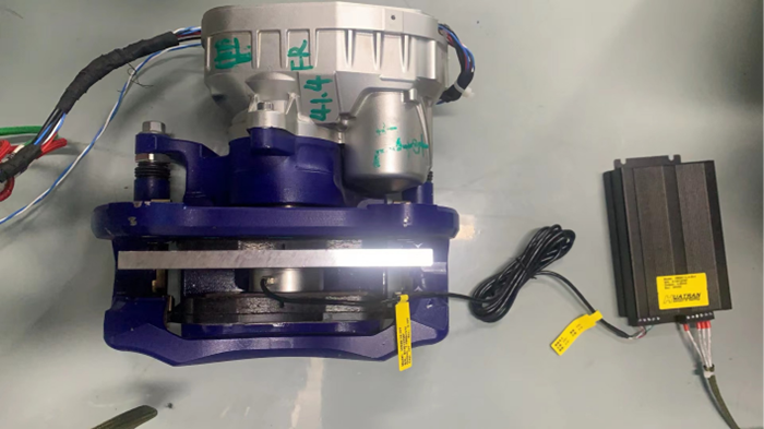 环形力传感器的汽车制动卡钳夹紧力测试